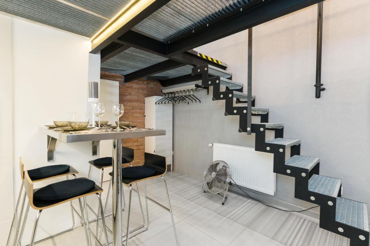 Z38 Downtown Loft Apartment Budapest Luaran gambar